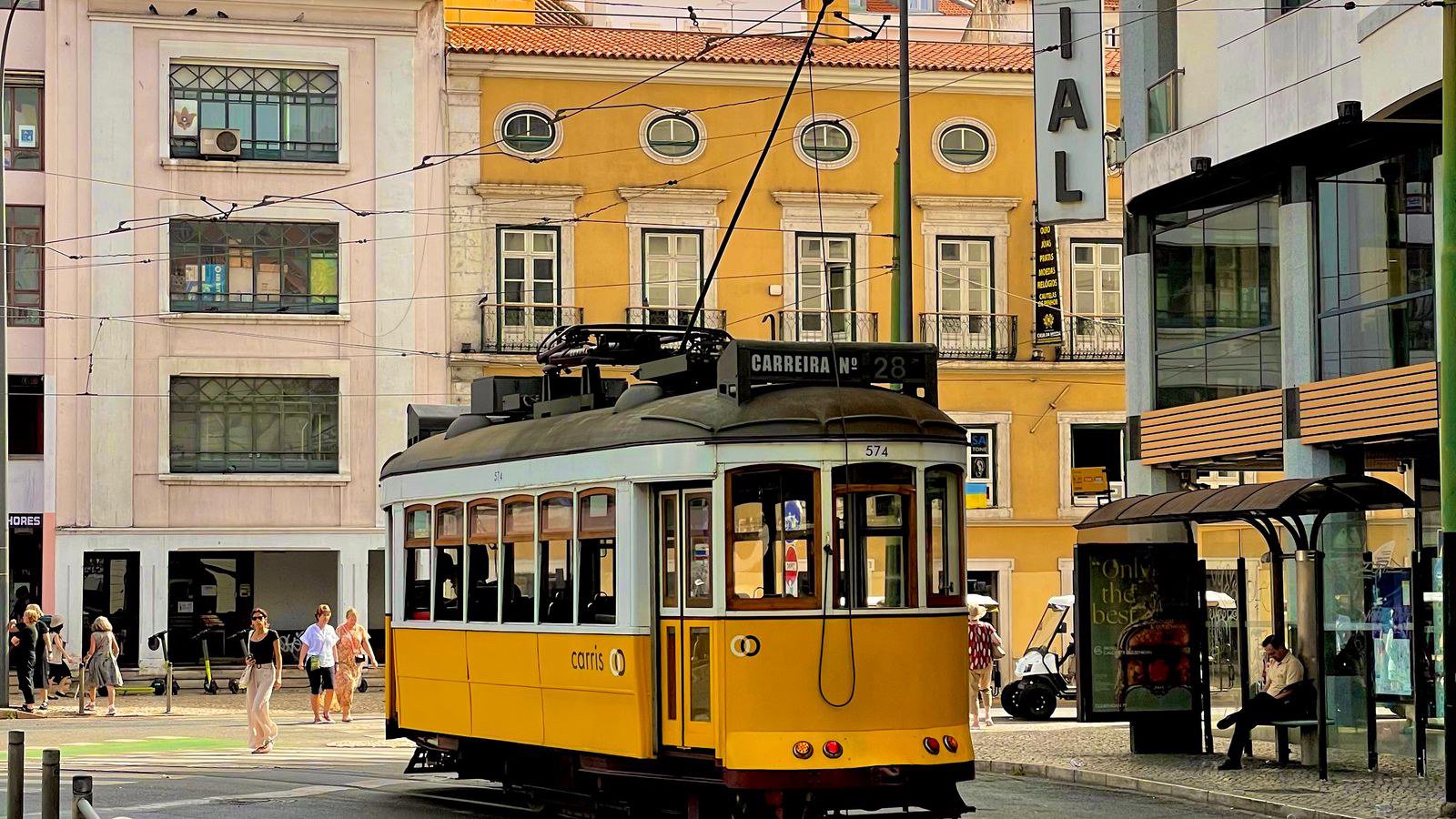 Trams, hills and getting around Trams, hills and getting around