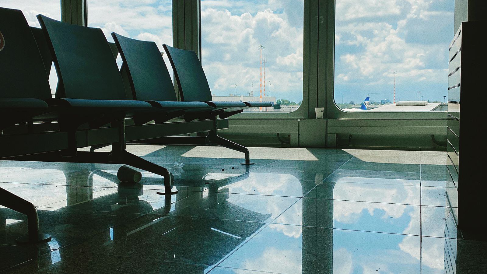 How much time to allow between flights How much time to allow between flights