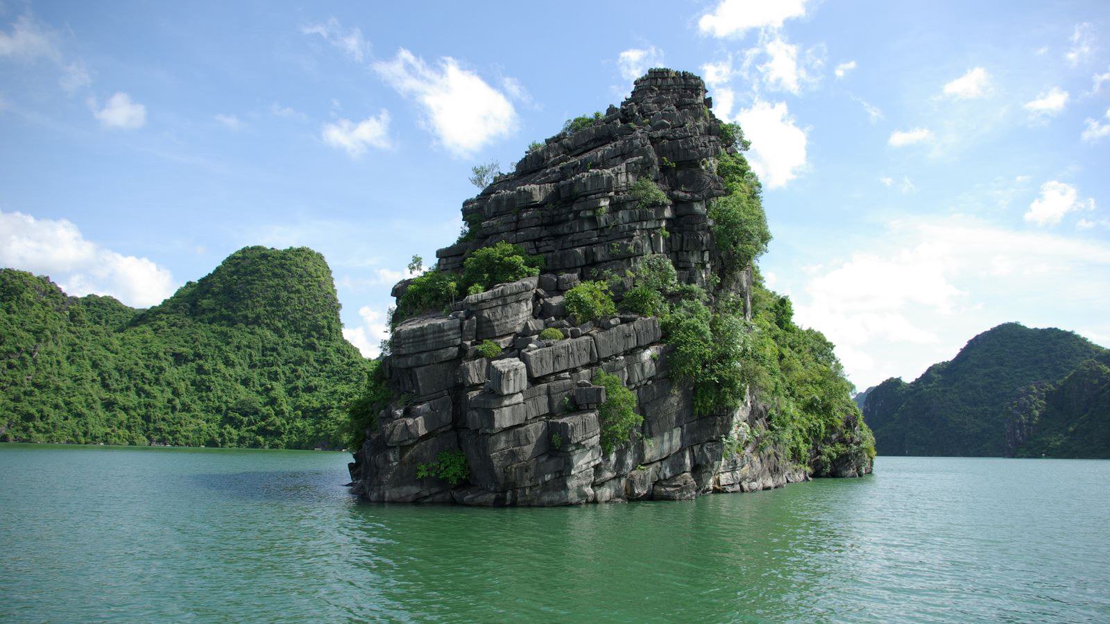Hanoi and the north: Ha Long Bay, Sapa, Ninh Binh